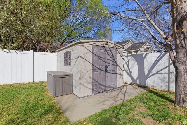 5774 W DAWN VISTA RD, West Jordan, UT 84081