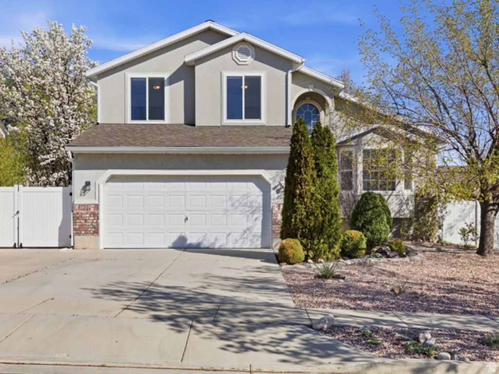5774 W DAWN VISTA RD, West Jordan, UT 84081