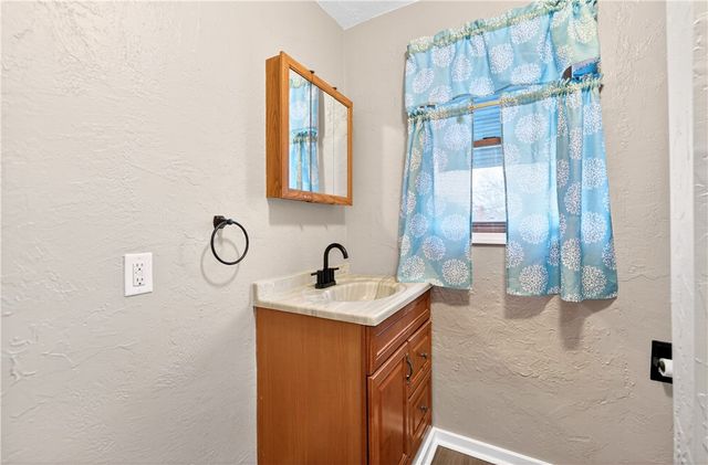 101 7th St, Monongahela City, PA 15063