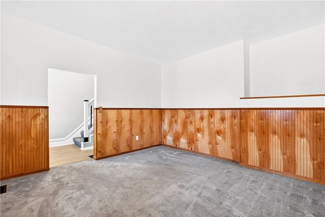 101 7th St, Monongahela City, PA 15063