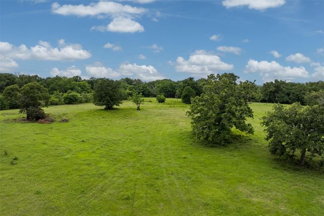 5520 County Road 1502, Athens, TX 75751