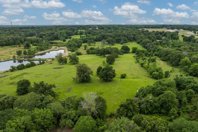 5520 County Road 1502, Athens, TX 75751