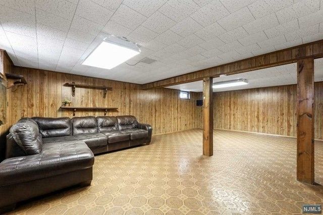105 Randolph Avenue, Dumont, NJ 07628
