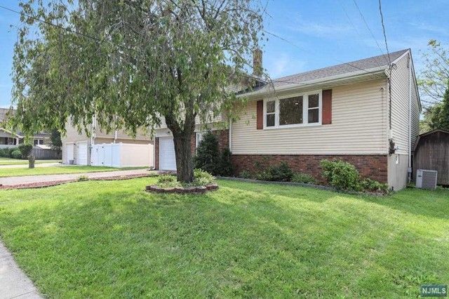 105 Randolph Avenue, Dumont, NJ 07628