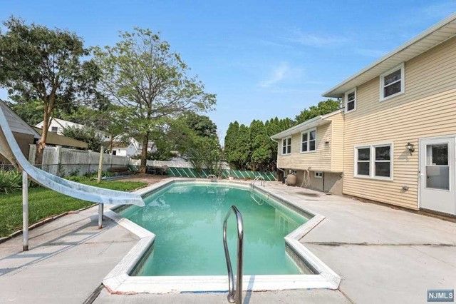 105 Randolph Avenue, Dumont, NJ 07628