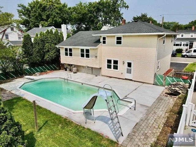 105 Randolph Avenue, Dumont, NJ 07628