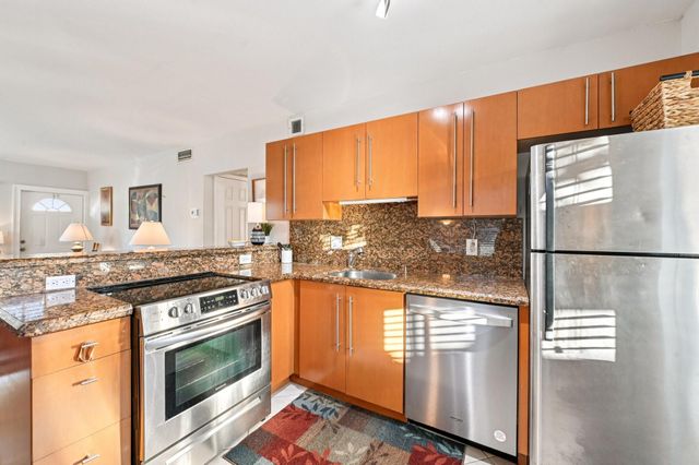 1424 Holly Heights Dr 1, Fort Lauderdale, FL 33304