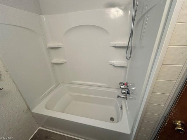 4403 Edgemore Road, Greensboro, NC 27455