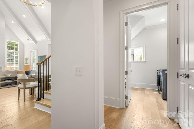 1355 S Kings Drive, Charlotte, NC 28207