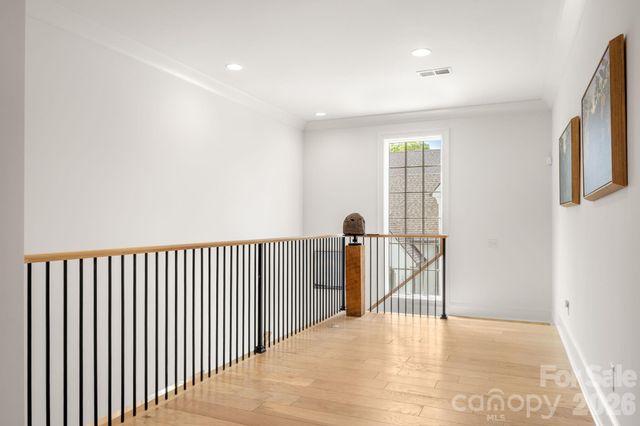 1355 S Kings Drive, Charlotte, NC 28207