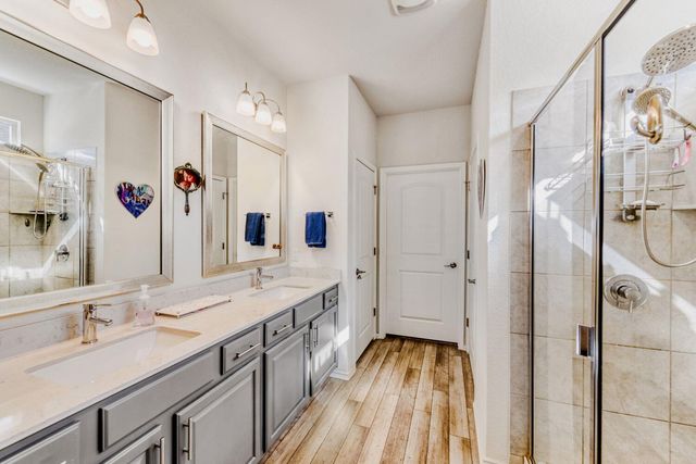 815 Saratoga LN, Georgetown, TX 78633