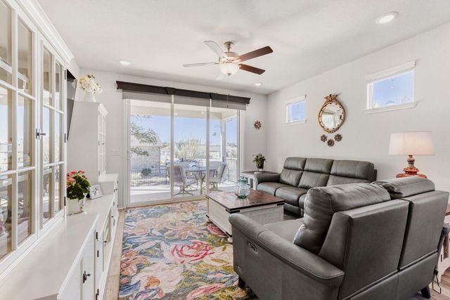 815 Saratoga LN, Georgetown, TX 78633