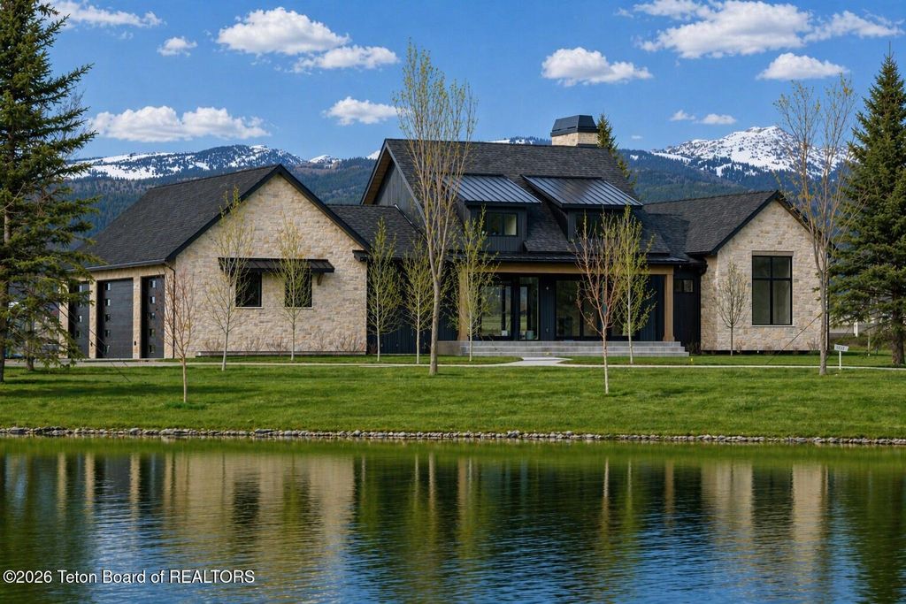 9337 BASIN Drive, Victor, ID 83455 photo 4