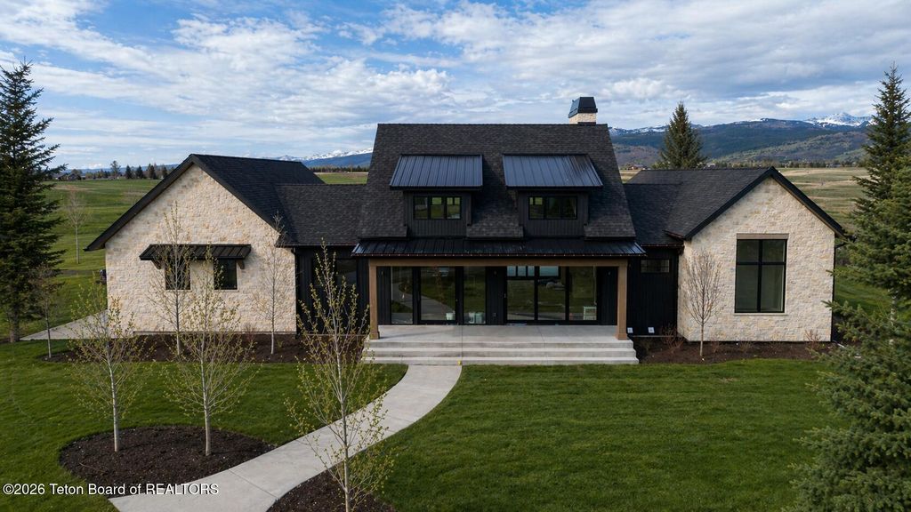 9337 BASIN Drive, Victor, ID 83455 photo 5