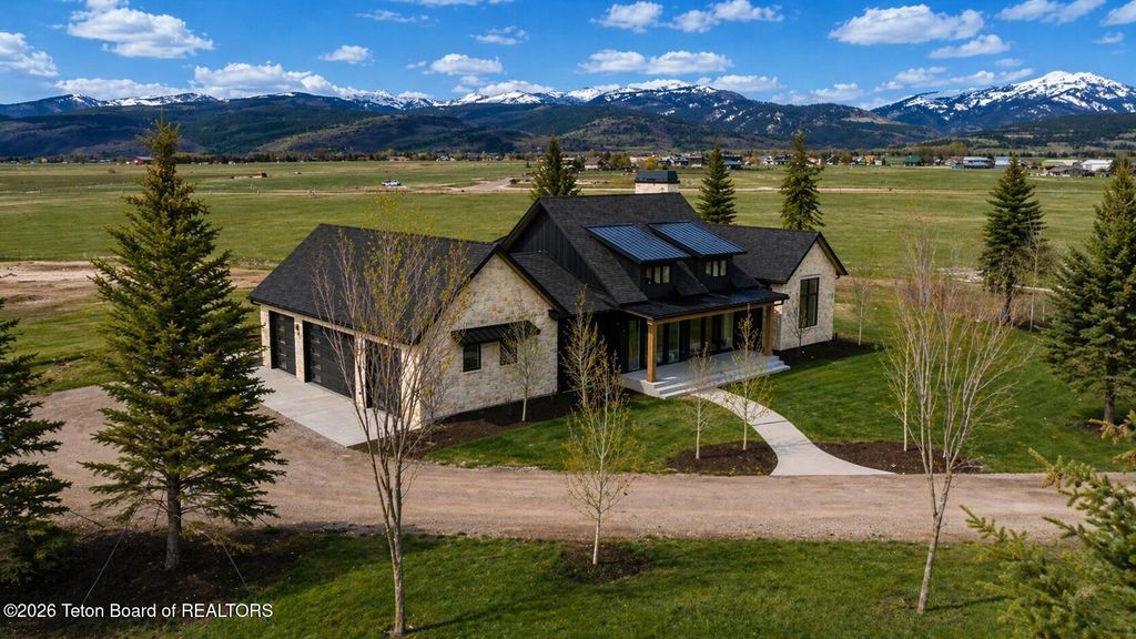 9337 BASIN Drive, Victor, ID 83455 photo 6