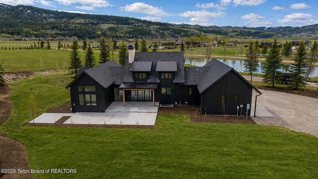 9337 BASIN Drive, Victor, ID 83455 photo 7