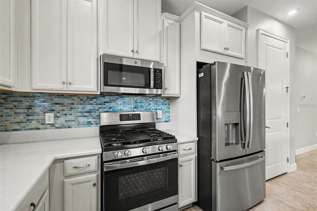 10930 WENDOVER DRIVE, Palmetto, FL 34221