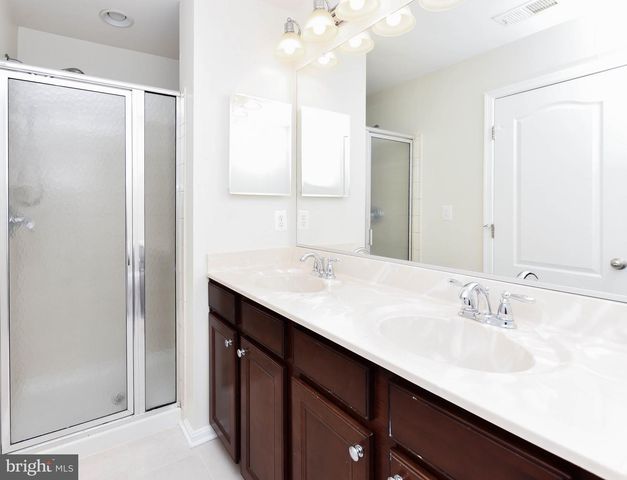 404 AVA WAY NE, Washington, DC 20017