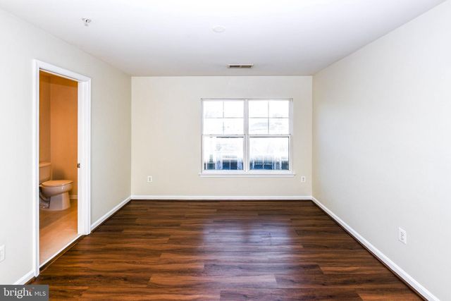 404 AVA WAY NE, Washington, DC 20017