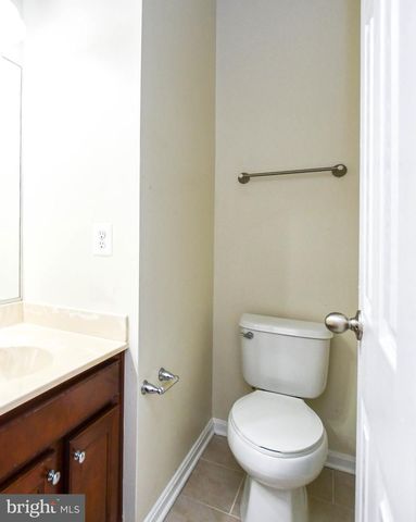 404 AVA WAY NE, Washington, DC 20017