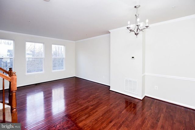 404 AVA WAY NE, Washington, DC 20017