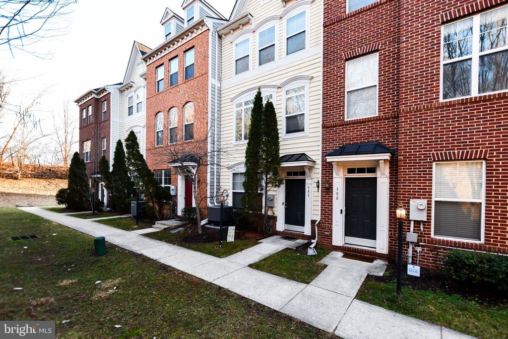 404 AVA WAY NE, Washington, DC 20017