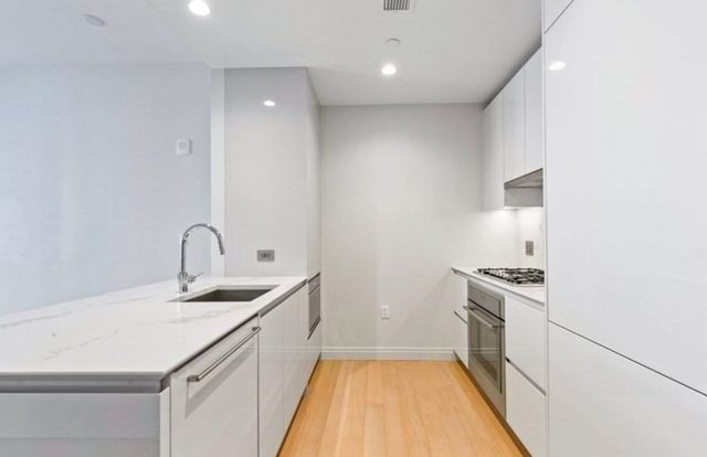 135 Seaport Blvd 532, Boston, MA 02210