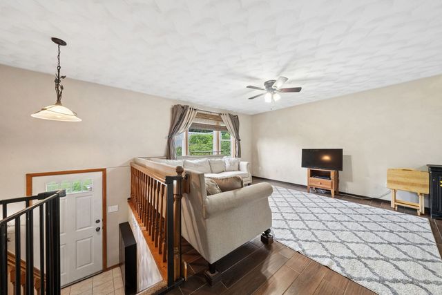315 Fairview Drive, Manor, PA 15642