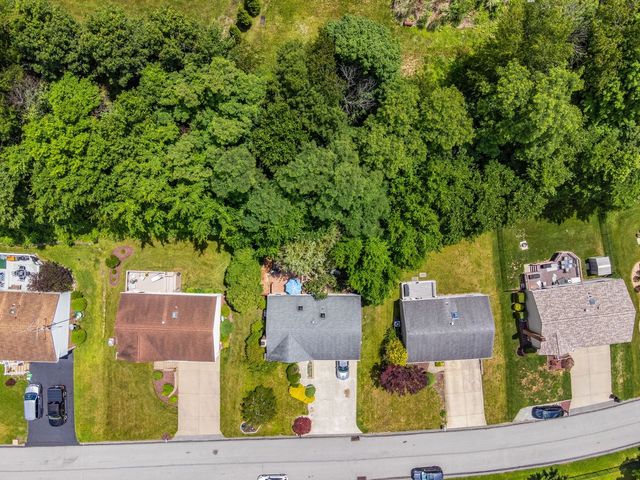 315 Fairview Drive, Manor, PA 15642