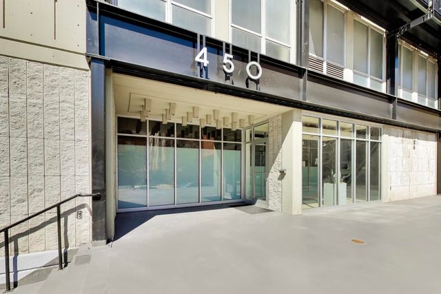 450 W Briar Place 7G, Chicago, IL 60657