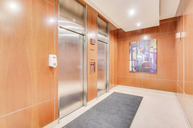 450 W Briar Place 7G, Chicago, IL 60657