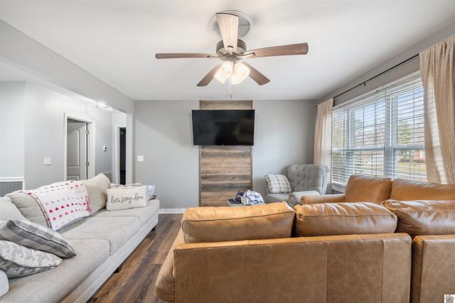 530 Elm St., Clinton, KY 42031