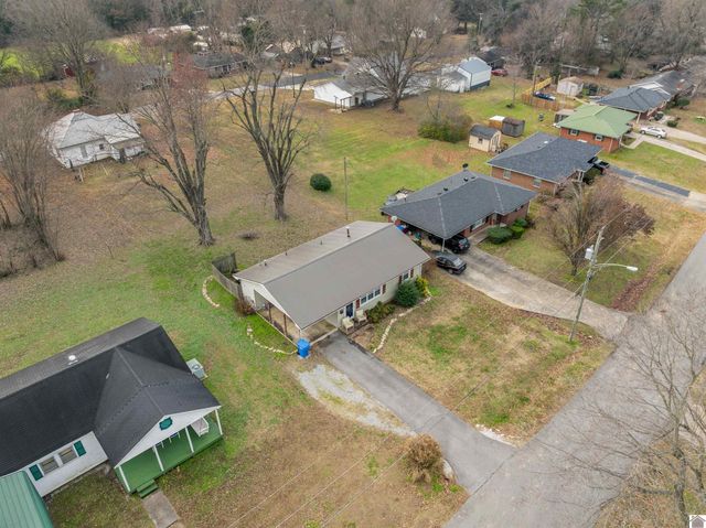 530 Elm St., Clinton, KY 42031