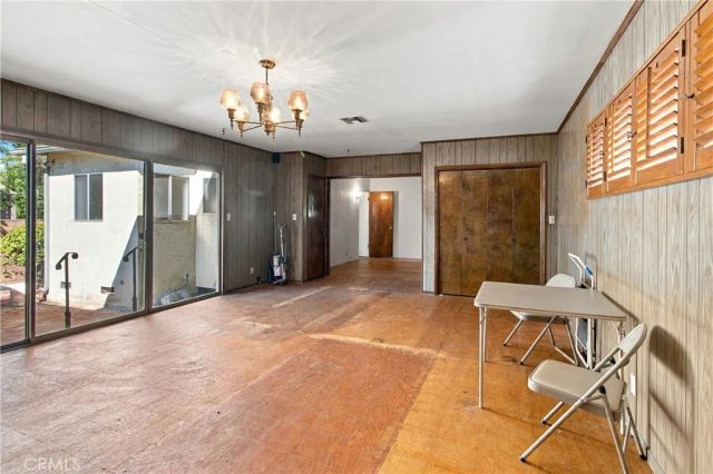 2043 N Maple, Burbank, CA 91505