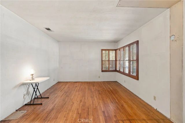 2043 N Maple, Burbank, CA 91505