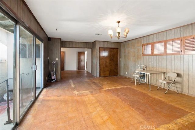 2043 N Maple, Burbank, CA 91505