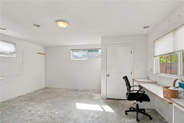 2043 N Maple, Burbank, CA 91505