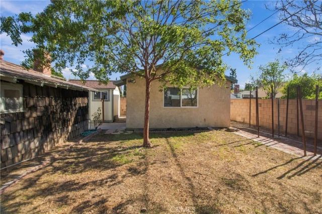 2043 N Maple, Burbank, CA 91505