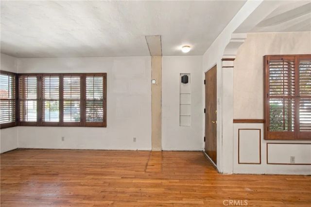 2043 N Maple, Burbank, CA 91505
