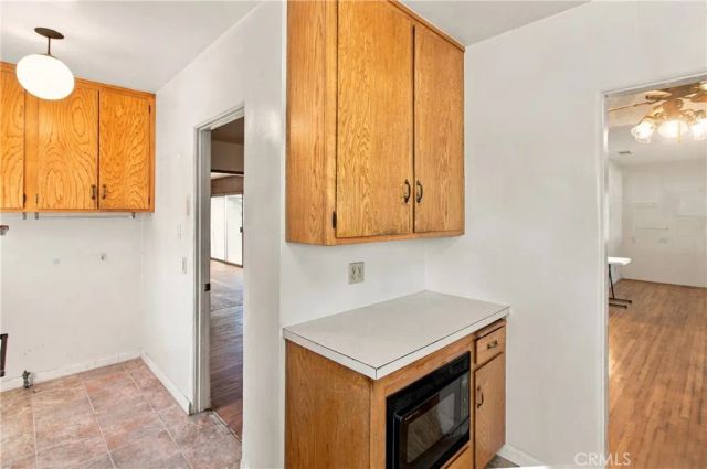 2043 N Maple, Burbank, CA 91505