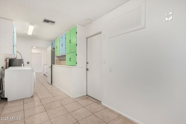 9428 W CEDAR HILL Circle N, Sun City, AZ 85351