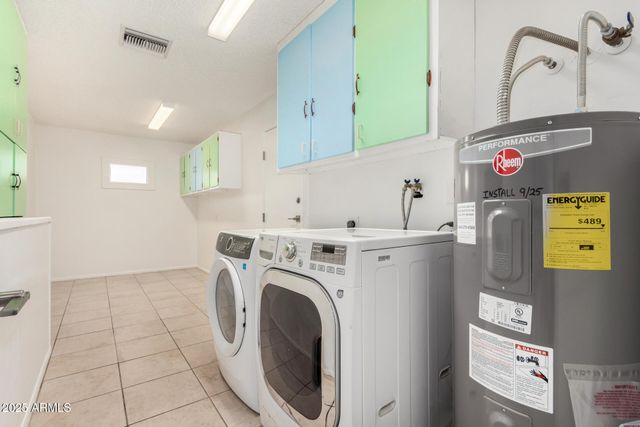 9428 W CEDAR HILL Circle N, Sun City, AZ 85351