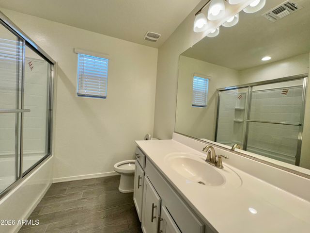 905 S CANAL Drive 5, Chandler, AZ 85225