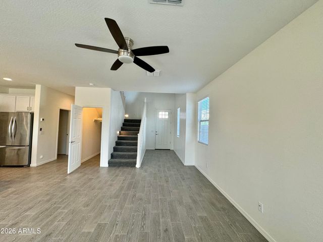 905 S CANAL Drive 5, Chandler, AZ 85225