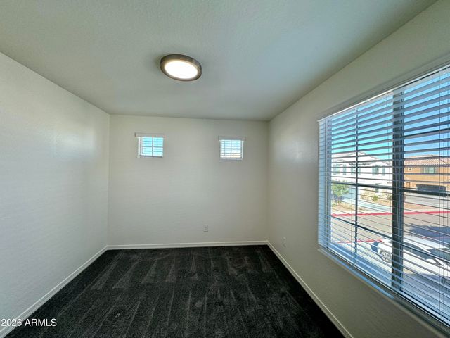 905 S CANAL Drive 5, Chandler, AZ 85225