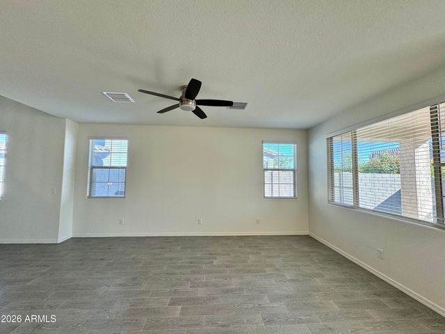 905 S CANAL Drive 5, Chandler, AZ 85225