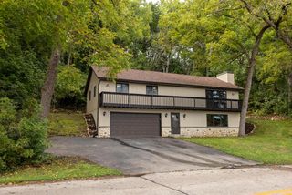 142 Riverside DRIVE, Waterford, WI 53185