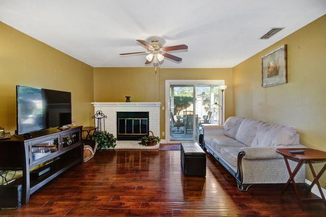 6600 Indian River Dr, Citrus Heights, CA 95621