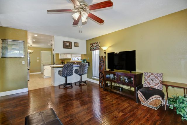 6600 Indian River Dr, Citrus Heights, CA 95621