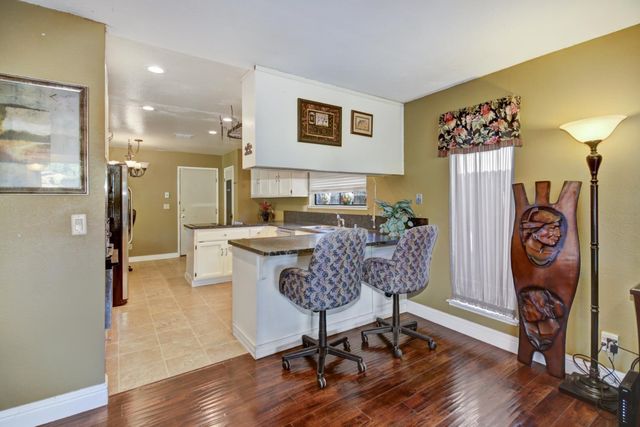 6600 Indian River Dr, Citrus Heights, CA 95621